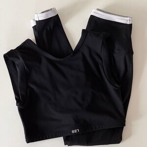 SET Active SPORTBODY Set - Contrast Leggings and U Back Bra Top